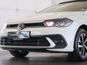 Volkswagen Polo hatch 1.0TSI Life auto - Image 7