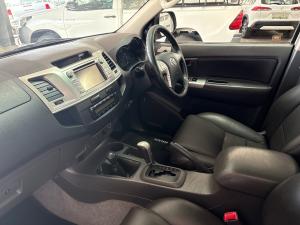 Toyota Hilux 3.0D-4D double cab 4x4 Raider Dakar edition auto - Image 7