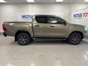 Toyota Hilux 2.8GD-6 48V double cab Raider - Image 3