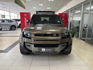 Land Rover Defender 110 D240 X-Dynamic SE - Image 4
