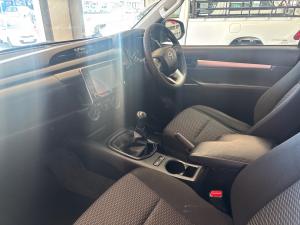 Toyota Hilux 2.4GD-6 Xtra cab Raider manual - Image 7
