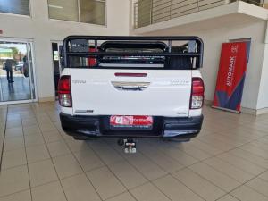 Toyota Hilux 2.8GD-6 double cab 4x4 Legend 50 auto - Image 5
