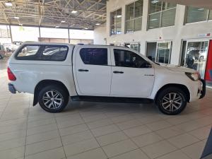 Toyota Hilux 2.4GD-6 double cab 4x4 SRX auto - Image 3