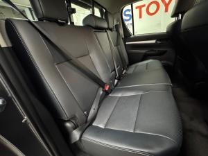 Toyota Hilux 2.8GD-6 48V double cab Raider - Image 15