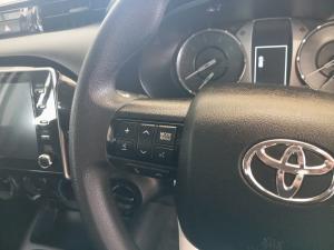 Toyota Hilux 2.4GD-6 double cab 4x4 Raider X manual - Image 9