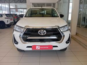 Toyota Hilux 2.4GD-6 double cab 4x4 Raider X manual - Image 4