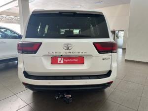 Toyota Land Cruiser 300 3.3D GX-R - Image 5
