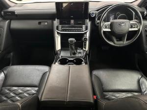 Toyota Land Cruiser 300 3.3D GX-R - Image 6