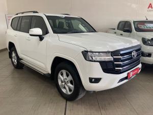 Toyota Land Cruiser 300 3.3D GX-R - Image 1