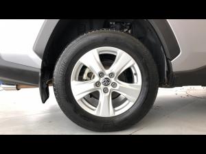 Toyota RAV4 2.0 GX auto - Image 22