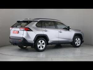 Toyota RAV4 2.0 GX auto - Image 2