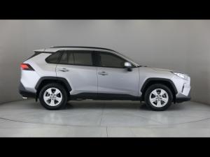 Toyota RAV4 2.0 GX auto - Image 3