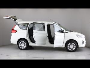 Toyota Rumion 1.5 SX manual - Image 30