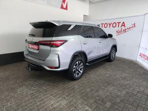Toyota Fortuner 2.4GD-6 4x4 - Image 2