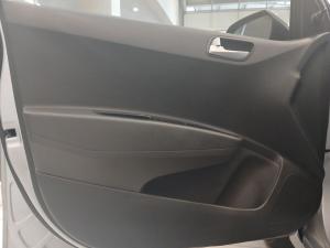 Hyundai Grand i10 1.0 Motion auto - Image 21