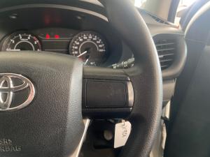 Toyota Hilux 2.4 GD-6 SR 4X4S/C - Image 10