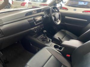 Toyota Hilux 2.4 GD-6 SR 4X4S/C - Image 7