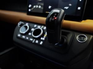 Land Rover Defender 110 D300 X - Image 24