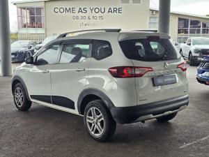 Renault Triber 1.0 Intens auto - Image 6