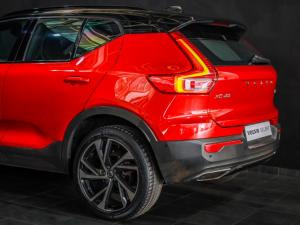 Volvo XC40 T3 R-Design - Image 10
