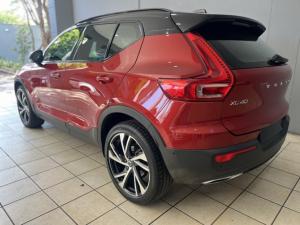Volvo XC40 T3 R-Design - Image 3