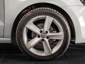 Volkswagen Polo Vivo hatch 1.6 Highline - Image 5