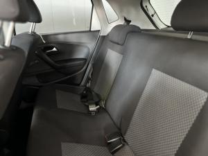 Volkswagen Polo Vivo hatch 1.6 Highline - Image 6