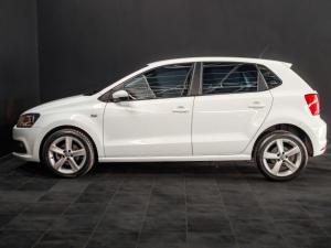 Volkswagen Polo Vivo hatch 1.6 Highline - Image 9