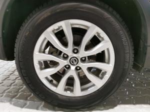 Nissan X-Trail 2.5 4x4 Acenta Tech - Image 8