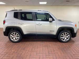 Jeep Renegade 1.4L T 4x4 Limited 75th Anniversary Edition - Image 4