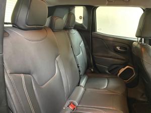 Jeep Renegade 1.4L T 4x4 Limited 75th Anniversary Edition - Image 8