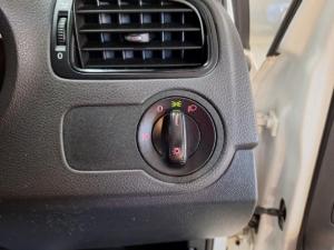 Volkswagen Polo Vivo hatch 1.4 Comfortline - Image 12