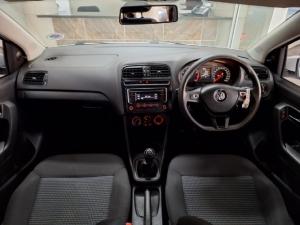 Volkswagen Polo Vivo hatch 1.4 Comfortline - Image 6