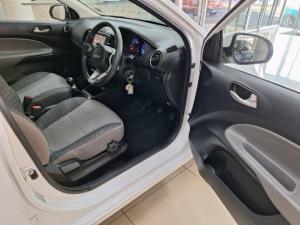 Kia Pegas 1.4 LX manual - Image 7