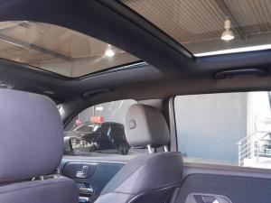 Mercedes-Benz GLB GLB220d 4Matic Progressive - Image 12
