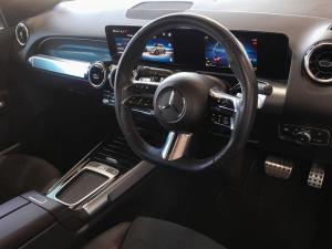 Mercedes-Benz GLB GLB220d 4Matic Progressive - Image 9