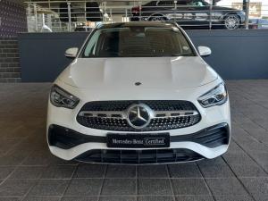 Mercedes-Benz GLA GLA200d Progressive - Image 2