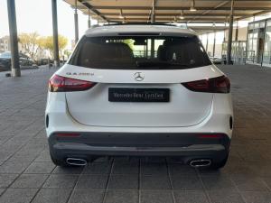 Mercedes-Benz GLA GLA200d Progressive - Image 6