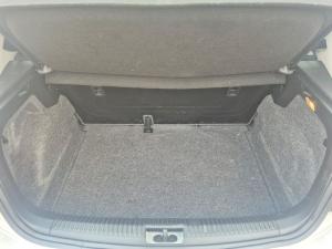 Volkswagen Polo Vivo hatch 1.4 - Image 9