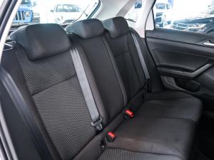 Volkswagen Polo hatch 1.0TSI - Image 15