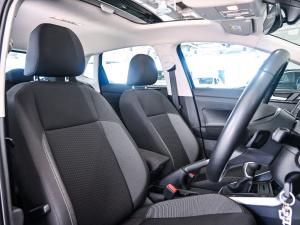 Volkswagen Polo hatch 1.0TSI Life auto - Image 18