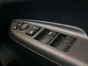 Honda WR-V 1.2 Elegance - Image 19