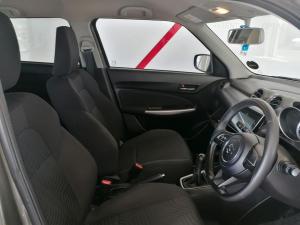 Suzuki Swift 1.2 GLX manual - Image 10