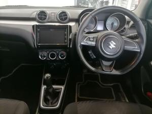 Suzuki Swift 1.2 GLX manual - Image 12
