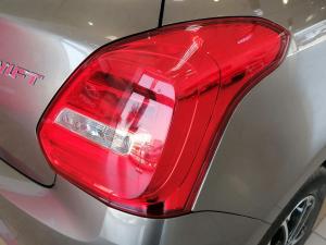Suzuki Swift 1.2 GLX manual - Image 9