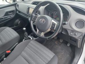 Toyota Yaris 1.3 - Image 16