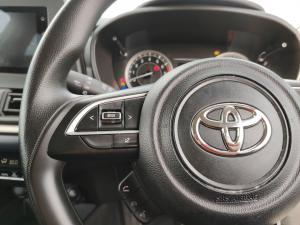 Toyota Starlet 1.5 XS auto - Image 9