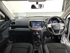 Mahindra XUV300 1.5TD W6 - Image 8