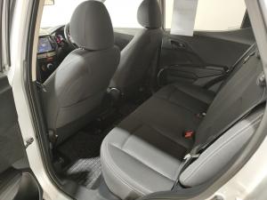 Mahindra XUV300 1.5TD W6 - Image 18