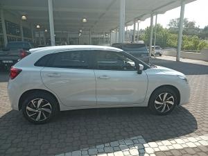 Toyota Starlet 1.5 XS auto - Image 3